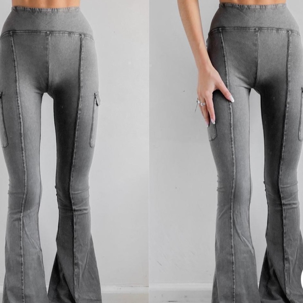 Urban Outfitters Flare leggings